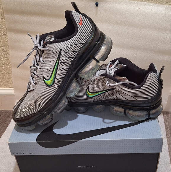 Nike Other - Nike Men's VaporMax 360